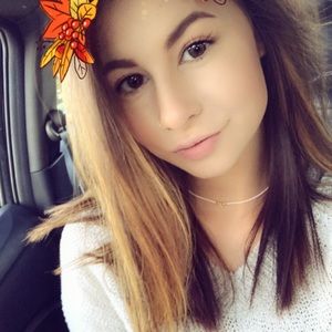 Meet your Posher, Brittanie